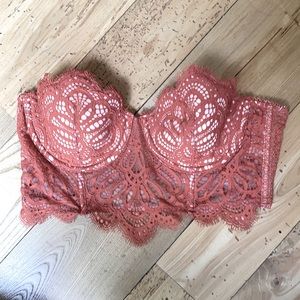 Victoria Secret Strapless Lace Bra